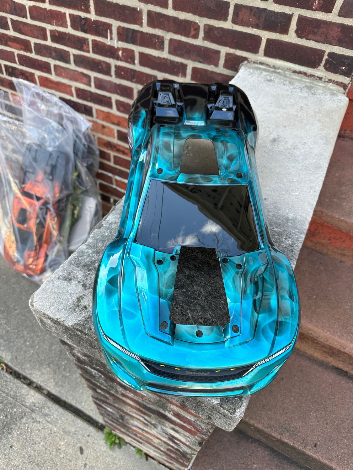TRAXXAS XRT BODY