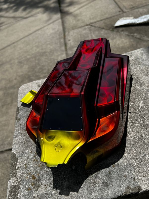 ARRMA TYPHON 6S BUGGY BODY/ CANDY FLAMES
