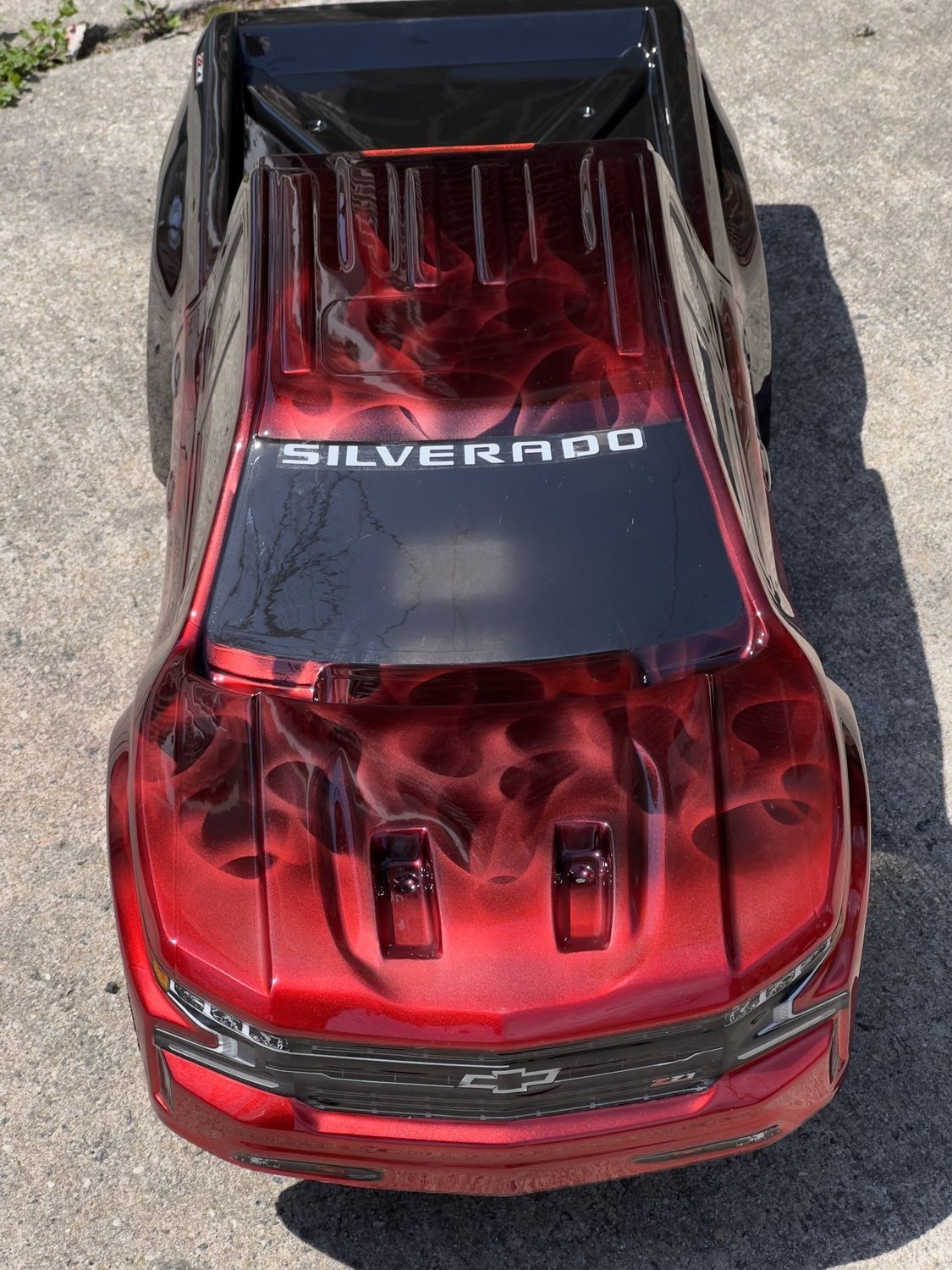 TRAXXAS X-MAXX / SILVERADO / CANDY APPLE RED