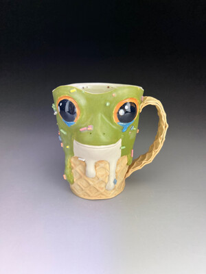 Teary-Eyed Frog Ice Cream Mug