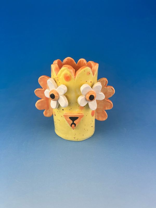 2 Sided Poodle Vase 3