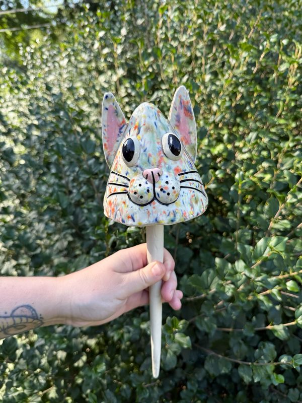 Rainbow Speckle Cat Garden Shroom (Large Dangley)