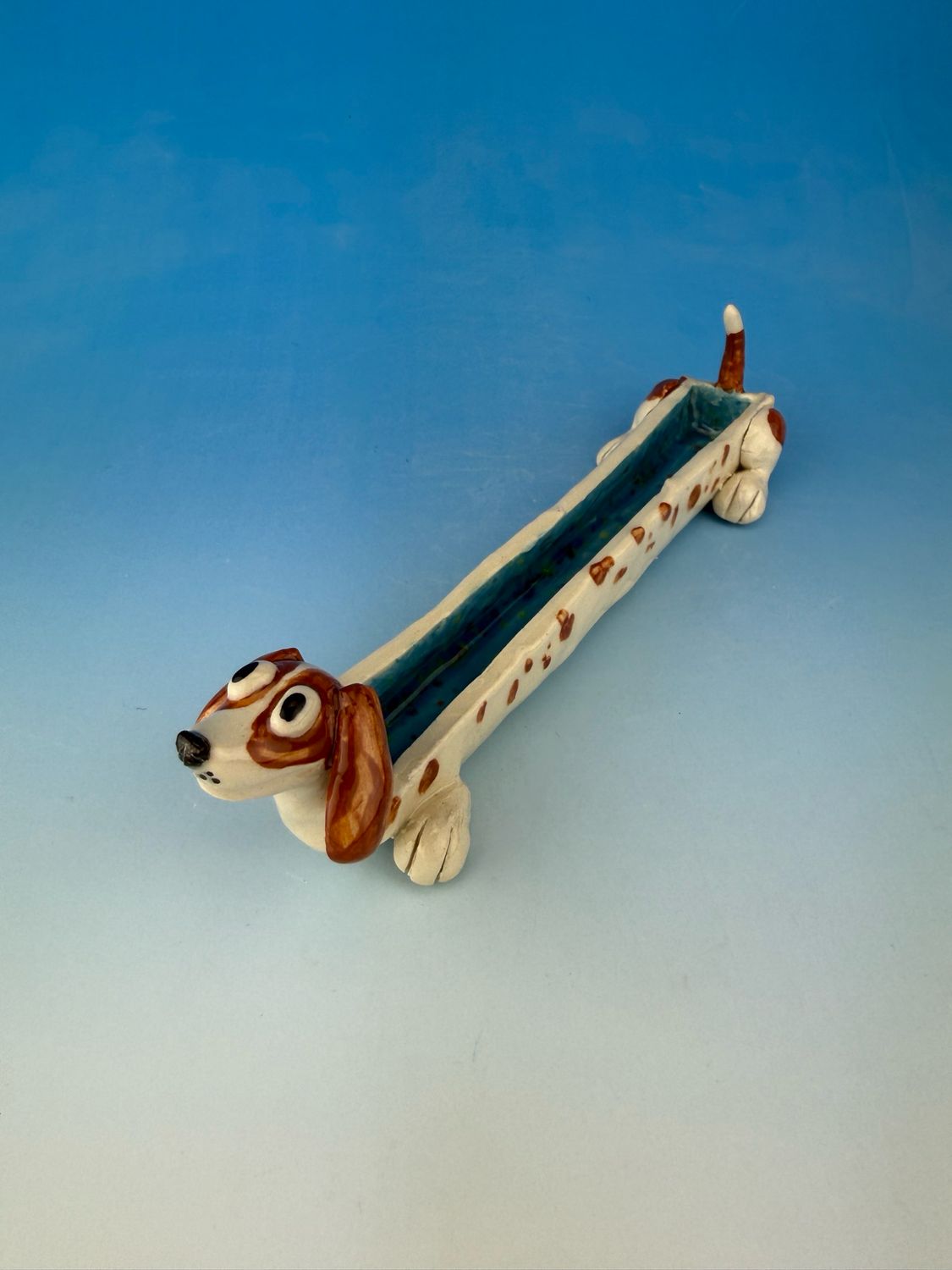 Short Dachshund Tray-Smooth Tail