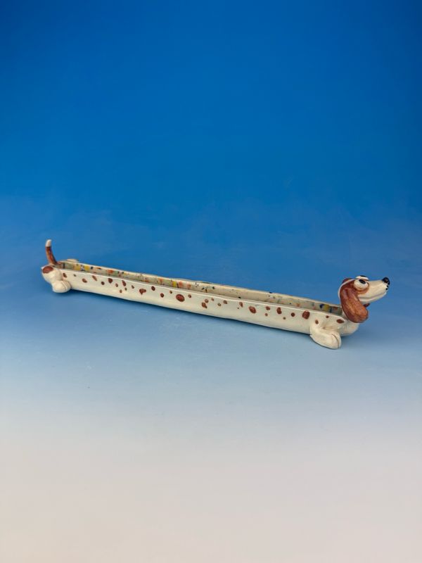 Long Dachshund Tray-Smooth Tail