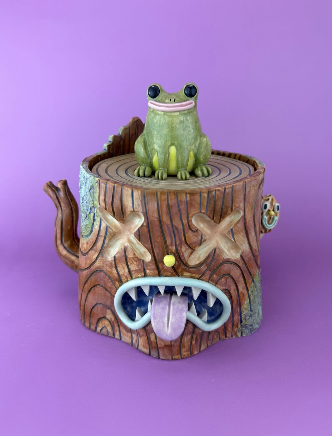 Froggy Friend Stump Jar