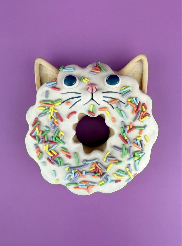 Donut Pet Wall Piece - White Cat