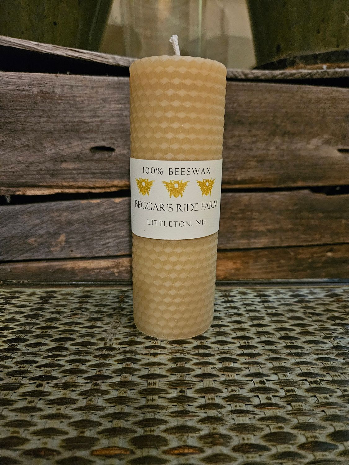 Short narrow honey color pillar