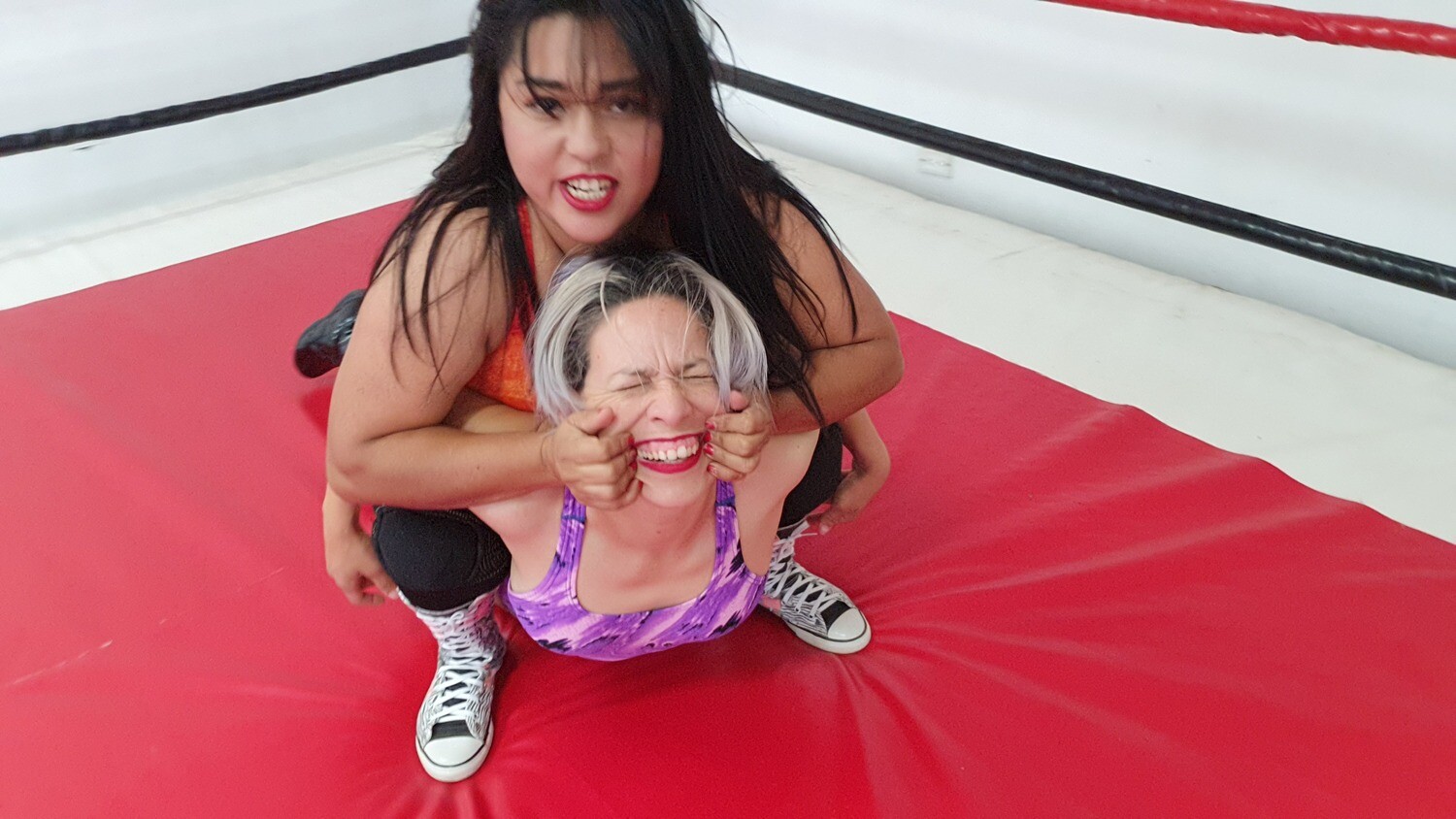 2022-04-09 SELENE VS JADE 621 PICTURES