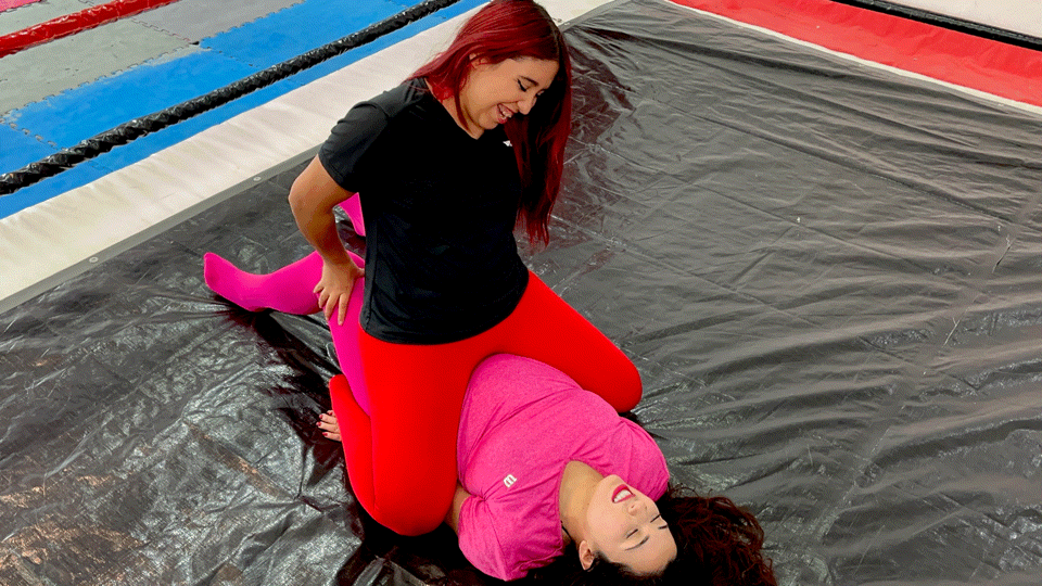 2025-01-19 CANDY VS ELEKTRA – INTENSE WRESTLING WITH A SENSUAL TWIST (FULL SET)