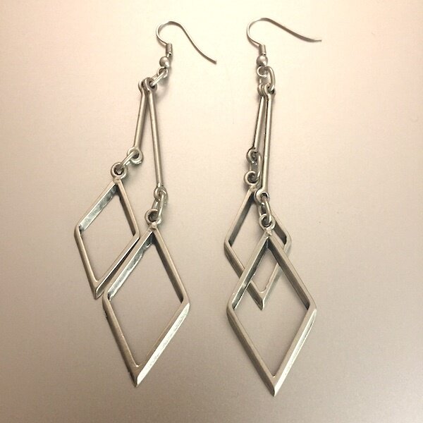 OTE-3117 - Silver plated earrings