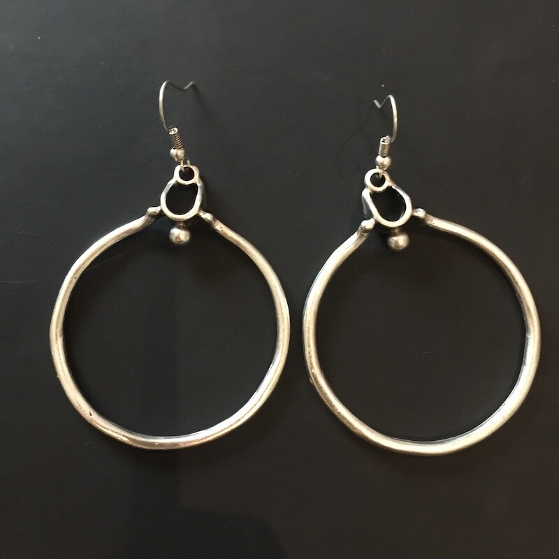 OTE-85 Silver plated earrings