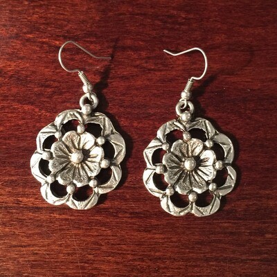 OTE-111 Silver plated earrings