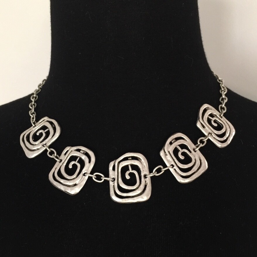 LHN-61 Silver plated necklace