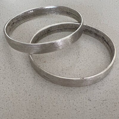 OTB-2316 - Silver Plated Bangle