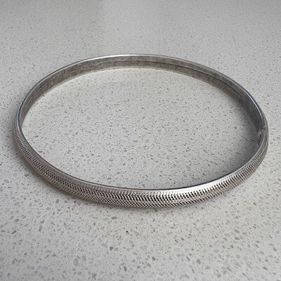 OTB-2318 - Silver Plated Bangle
