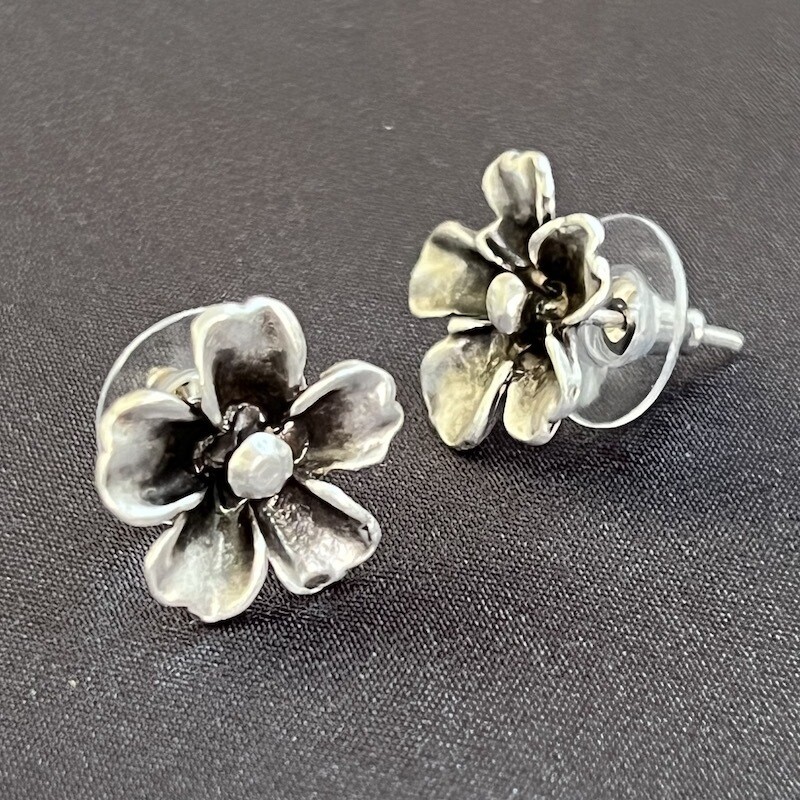 OTE-102 Silver plated earrings