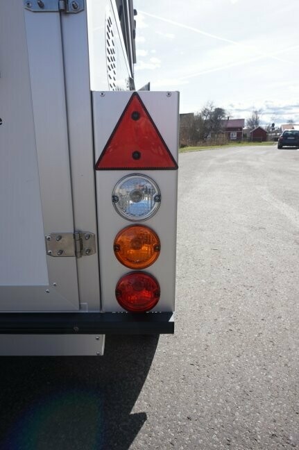 Metallhållare för 3 klarglaslampor
