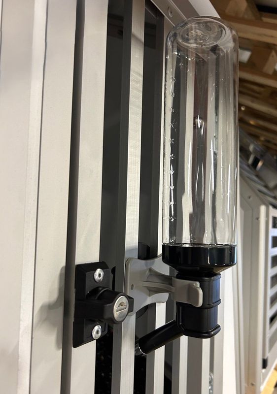 Vattenflaska till hundbur 0,6L Vattenflaska till hundbur 0,6L