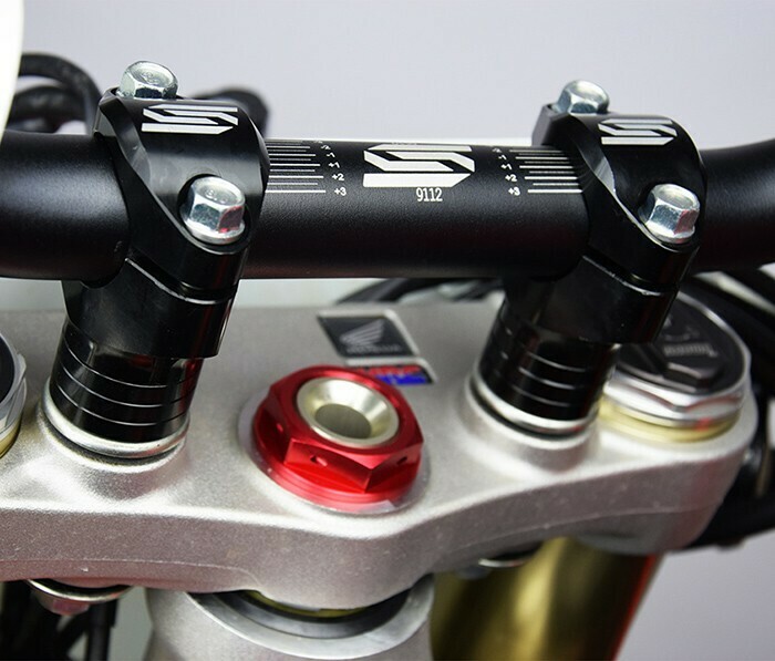 STŪRES STIPRINĀJUMI SCAR KAWASAKI 28.6mm