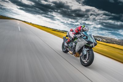 IELAS MOTOCIKLU REZERVES DAĻAS