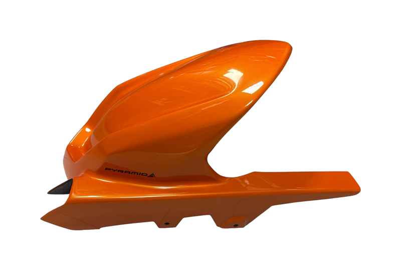AIZMUGURĒJAIS DUBĻU SARGS PYRAMID ORANGE HUGGER FENDER KAWASAKI Z1000 &#39;03-06