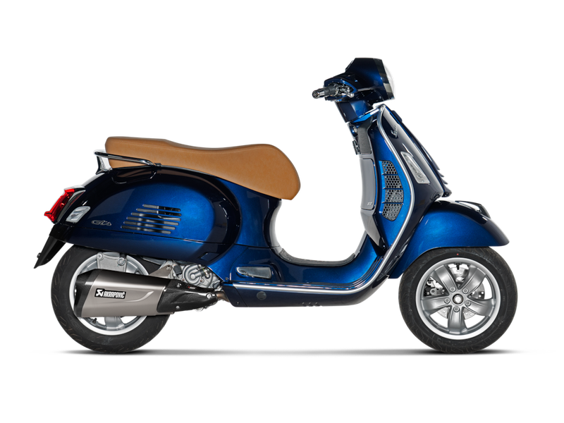 Akrapovič Slip-On Line (SS) Vespa GTS Super 300 / Sei Giorni / Tech 2021-2024