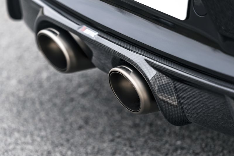 Akrapovic Rear Carbon Fibre Diffuser - High Gloss Porsche 911 Carrera / Cabriolet / Targa /S/4/4S/GTS (991.2) 2016-2019