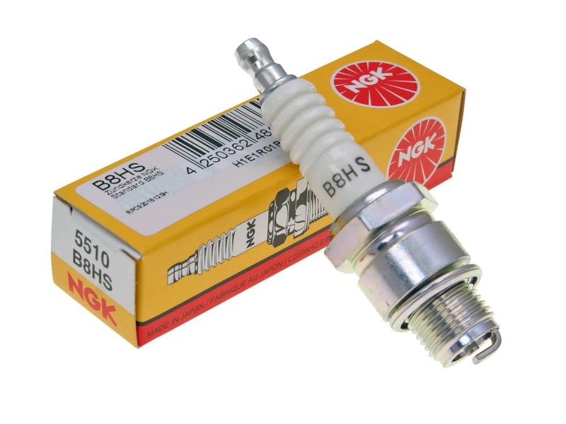 AIZDEDZES SVECE NGK B8HS ( 5510 )