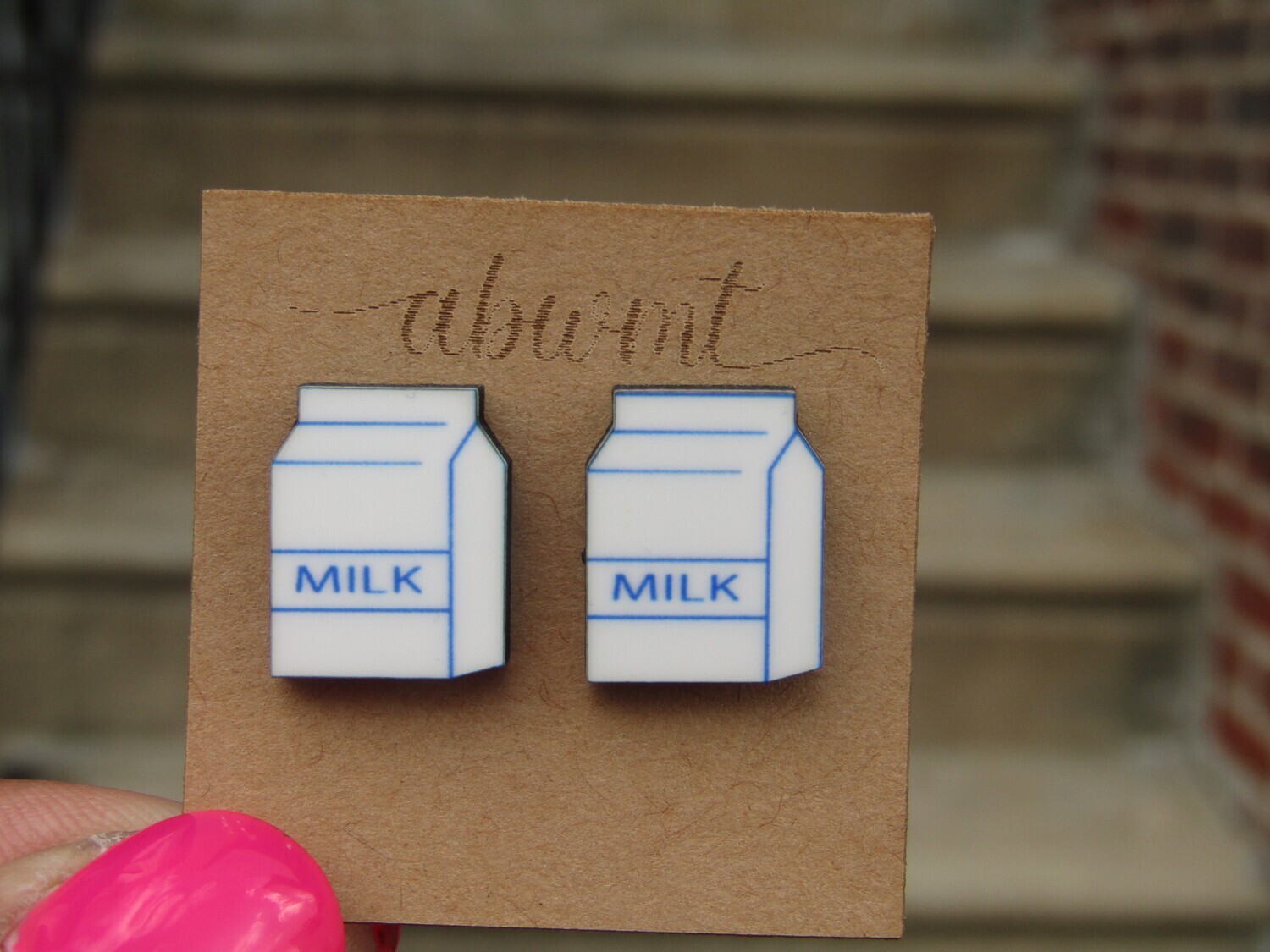 Chunky Studs - Milk