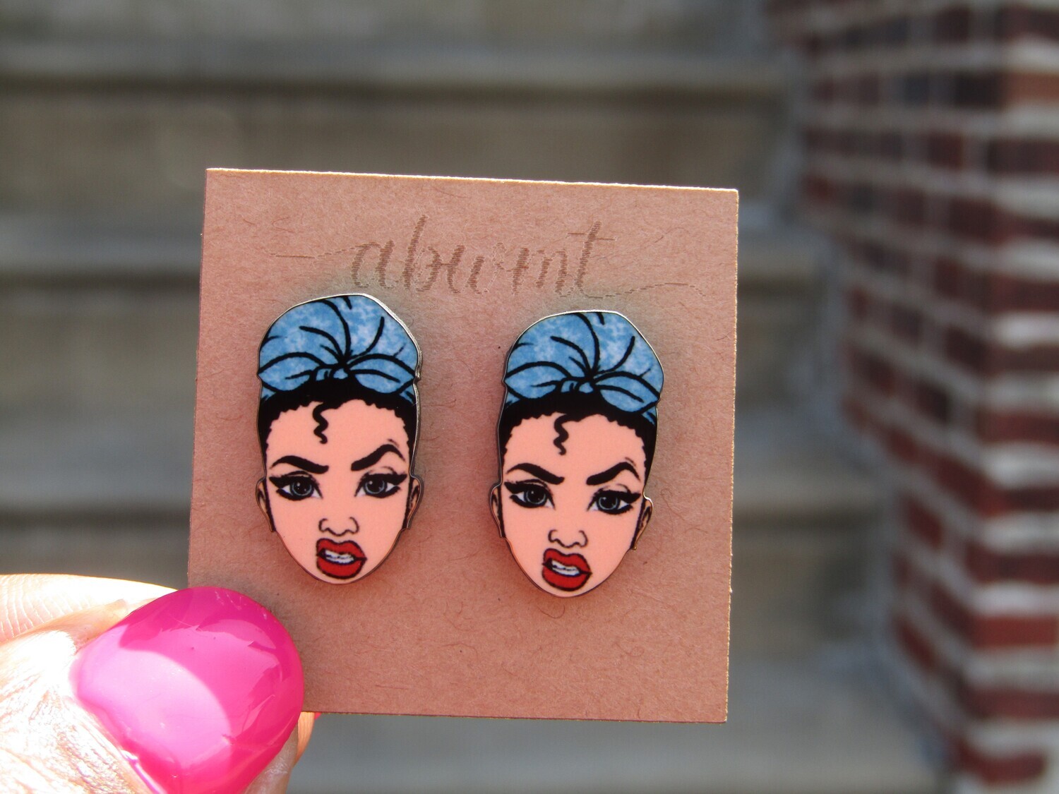 Chunky Studs - Savage