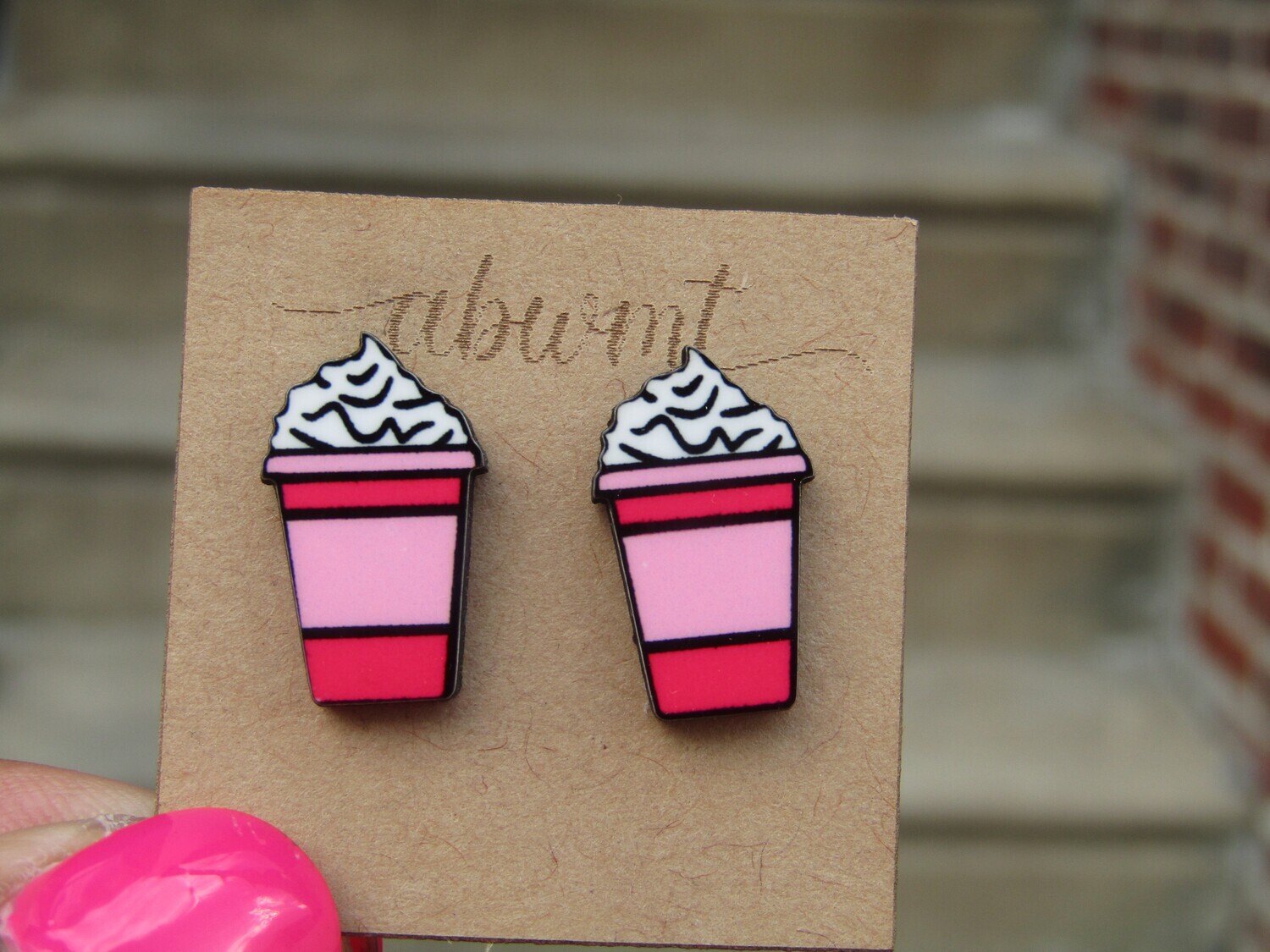 Chunky Studs - Latte (Pink Drink)