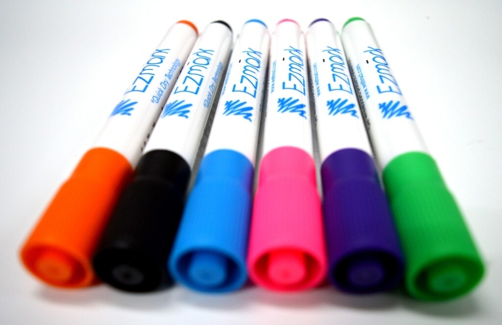 Ezmark - 6 Multi Colour Whiteboard Markers