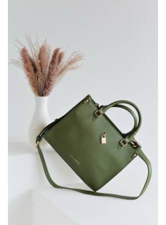 Bolso mano Luca and Boh candado verde