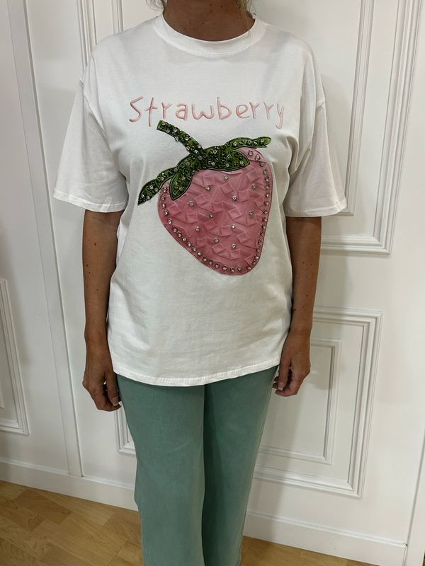 Camiseta strawberry blanca