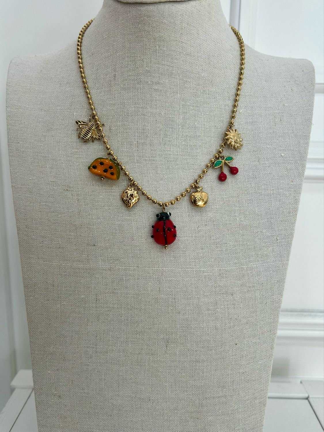 Collar acero María