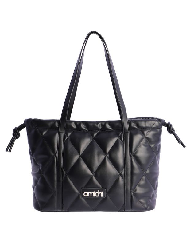 Shopper Amichi