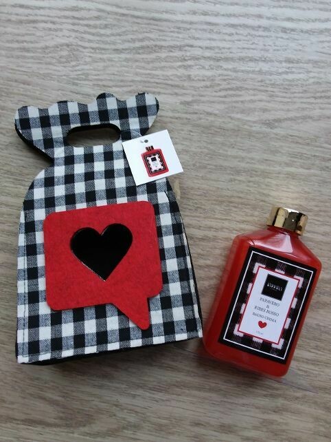 CONFEZIONE REGALO CON BAGNOCREMA