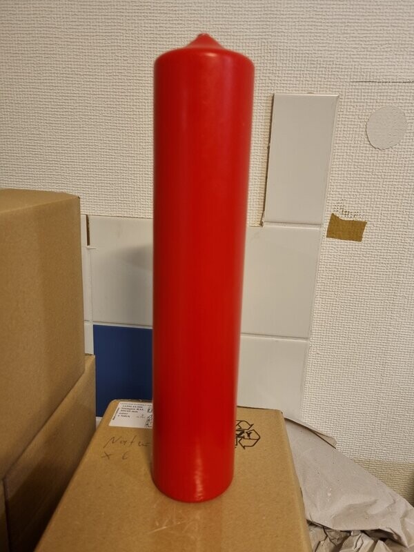 1 Stück Stumpenkerze-Größe: 300 x 60mm Farbe: ROT