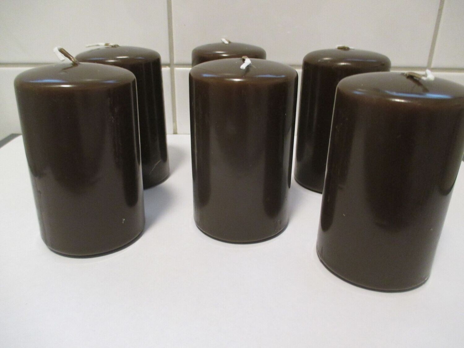 12 Stück Stumpenkerzen-Größe: 100x60mm Farbe: chocolate