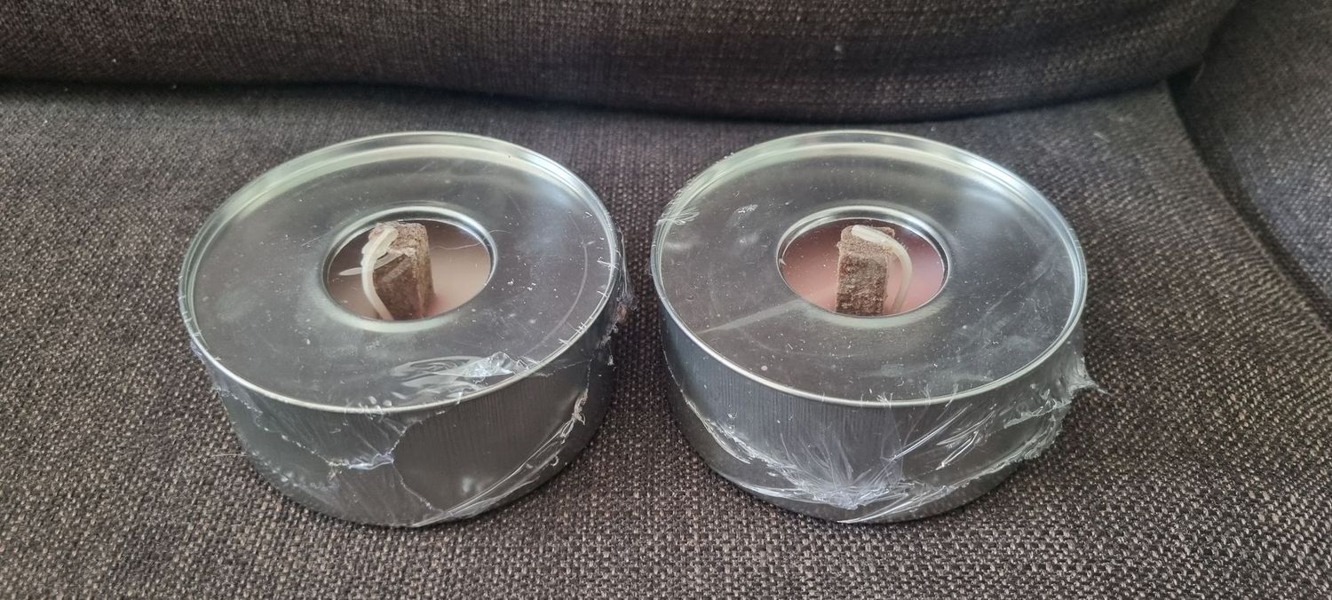 2 Stück Marschallkerzen mit Deckel
