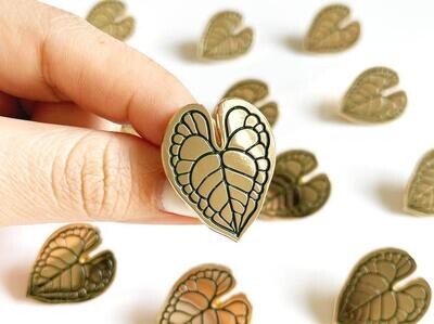 Anthurium Leaf Pin