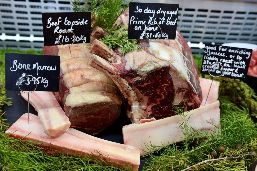 30 Day Dry Aged Rib of Beef on Bone (£/200g)