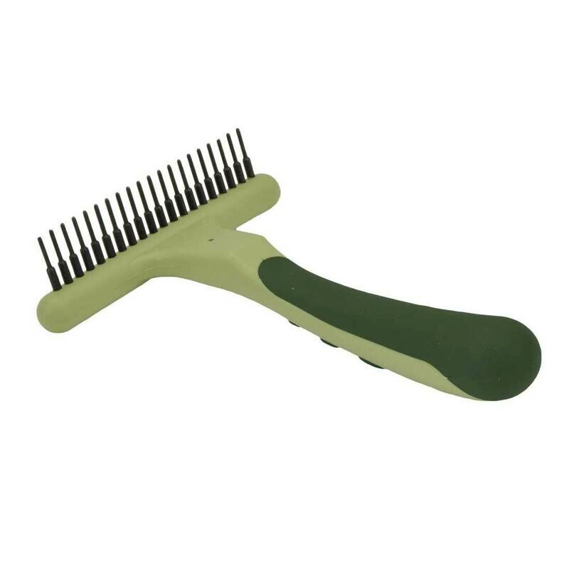 Safari Undercoat Rake Dog