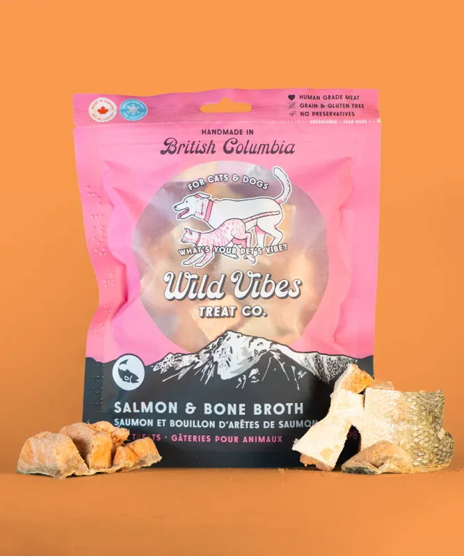 Wild Vibes Treat Co. Salmon & Bone Broth Cat & Dog Treats 68g