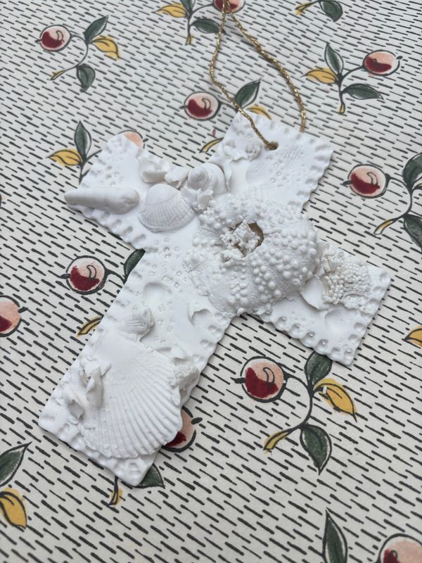 CROIX « COQUILLAGE »