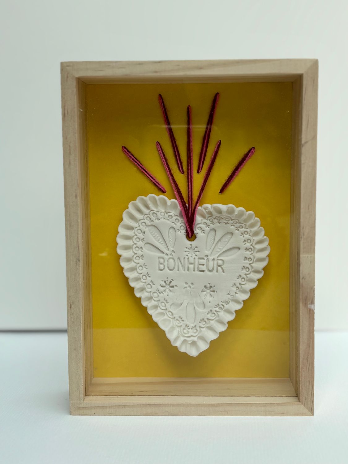 CADRE EX_VOTO &quot;BONHEUR&quot; jaune