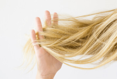 Cheveux secs et fragilisés