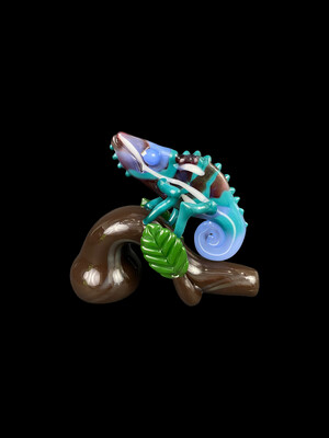 FL Heat - Willy That Glass Guy - Chameleon on Branch Pipe