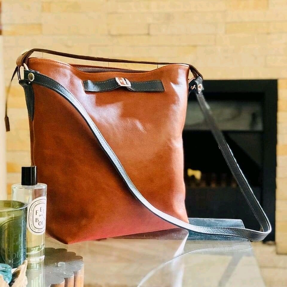 Bucket bag