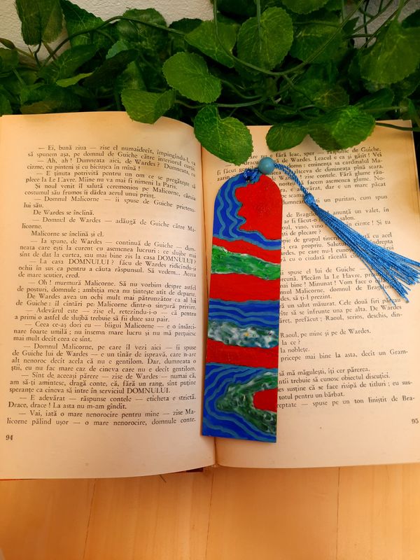 Semn de carte cu motive abstracte